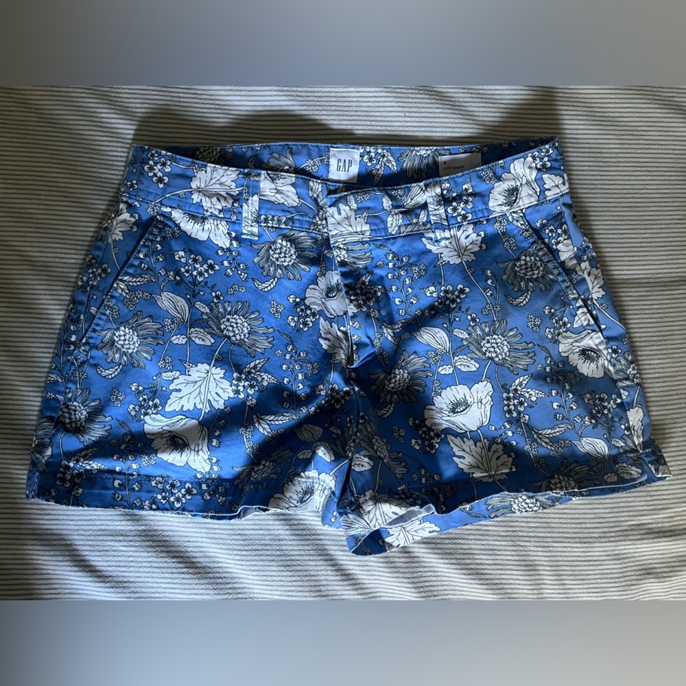 GAP Blue and White Floral Patterned Shorts